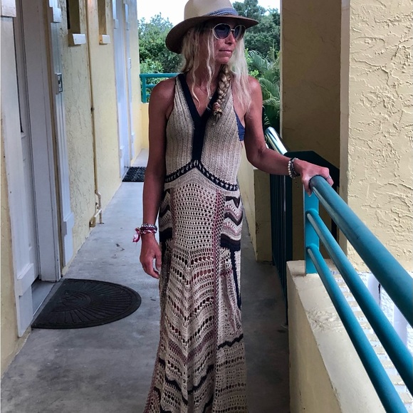 Meet your Posher, Dawn - Picture 7 of 8